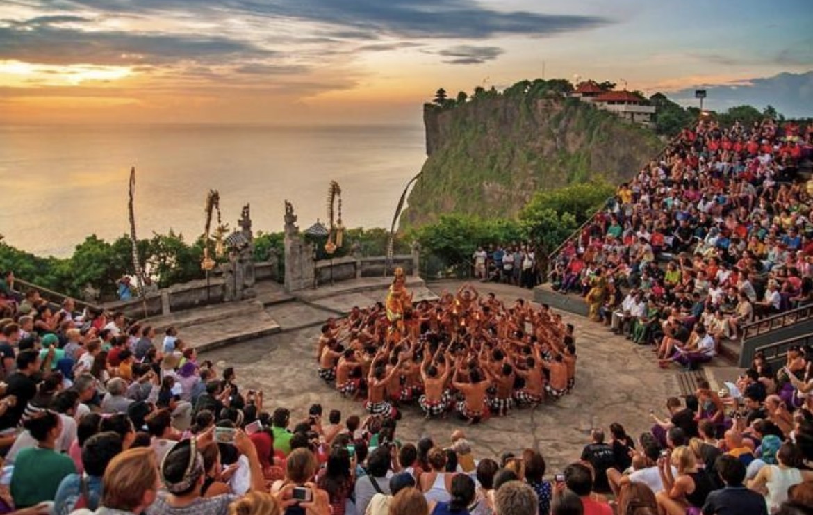 Kecak Dance Uluwatu Bali – highlight of Uluwatu Tour