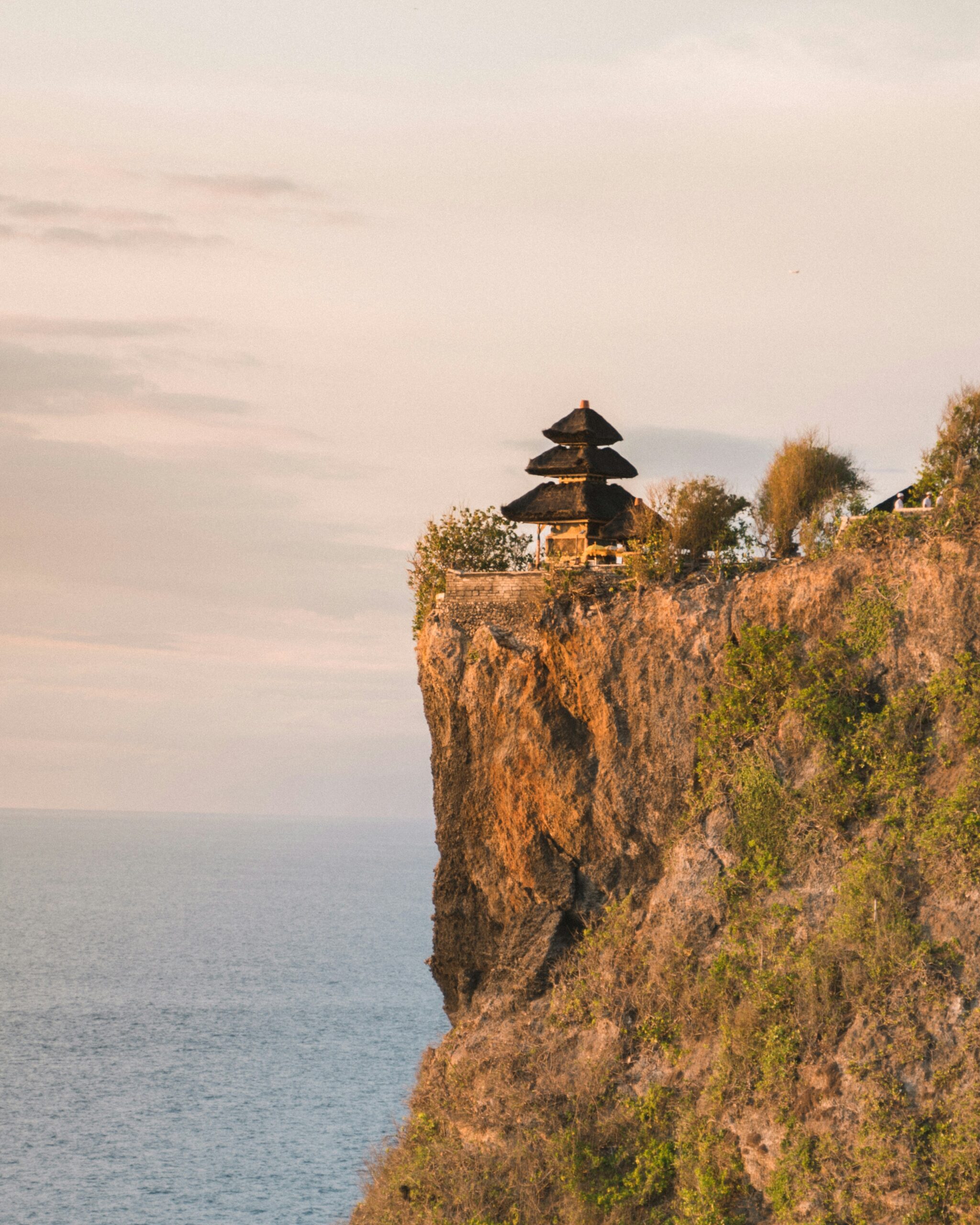 Uluwatu Temple Bali – highlight of Uluwatu Tour