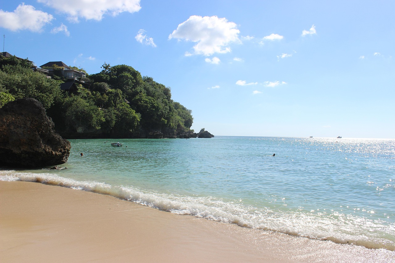 Crystal clear water at Padang padang beach on a scenic Bali Uluwatu tour