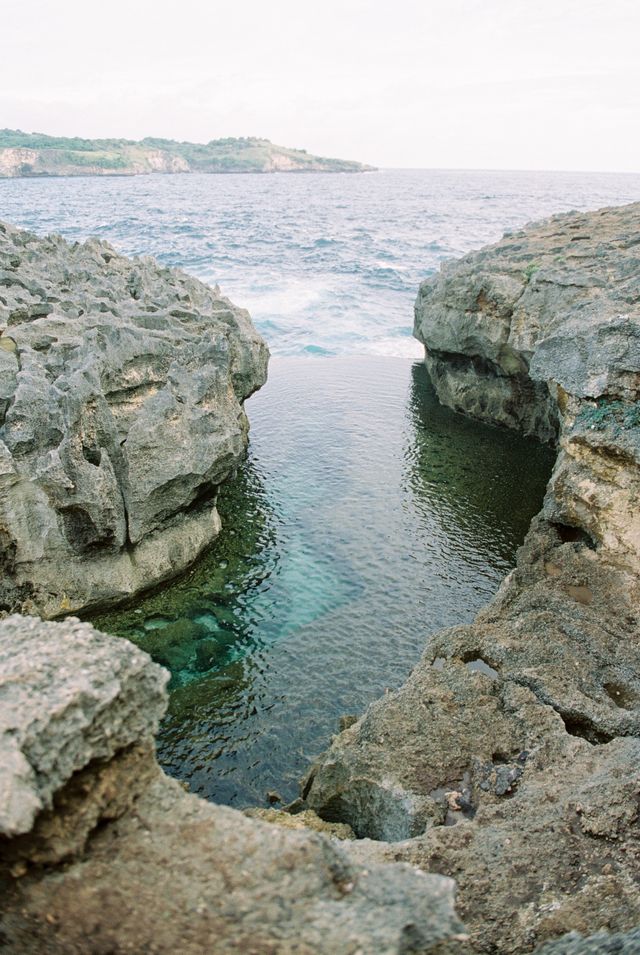 engels billabong nusa penida -bali amigo tours